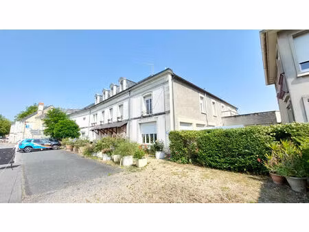 vente immeuble 680 m² lencloître (86140)