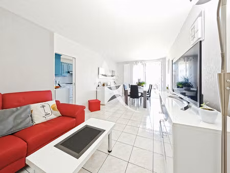 vente appartement 4 pièces  81.00m²  bois