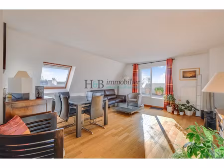 superbe 5 pièces avec terrasse plein sud et vue dégagée sur