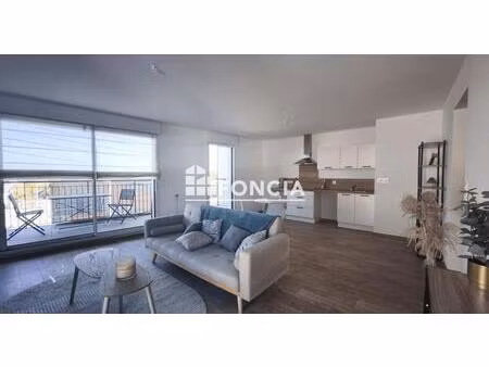 appartement t3 bien situé  belles prestations  cuisine aménagée  grand balcon  garage