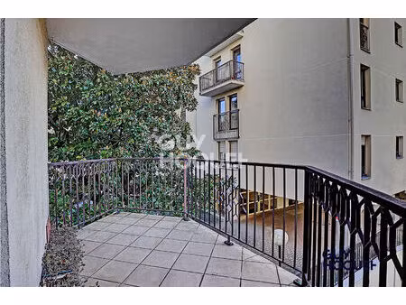 a vendre t3 de 78m² à lyon 5 - coeur du point du jour