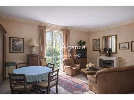 a vendre saint - servan  quartier le rosais  grand 4 pièces.