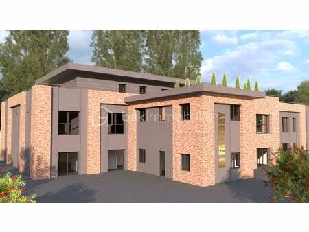 local commercial de 111 m² à sillingy