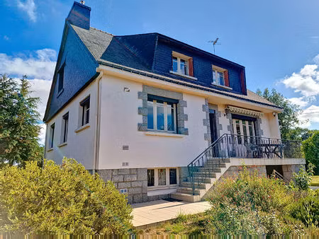 maison forges de lanouee 8 pièce(s) 139 m2