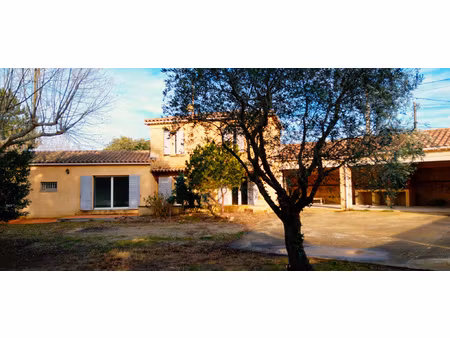 maison de charme avec jardin 117 m2 l'isle-sur-la-sorgue