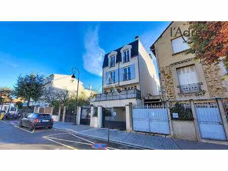 vente maison 7 pièces  169.00m²  puteaux