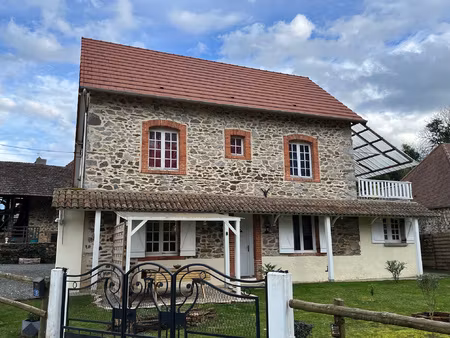 belle maison en pierres mi-chemin st yrieix lubersac - pom