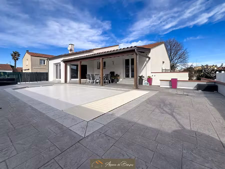 secteur residentiel - villa 4 faces 249 m2 hbts sur 580 m