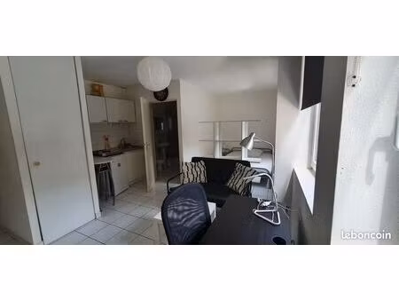 loue studio meublé centre ville