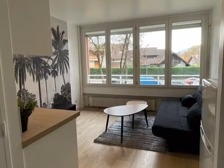 studio meublé - disponible