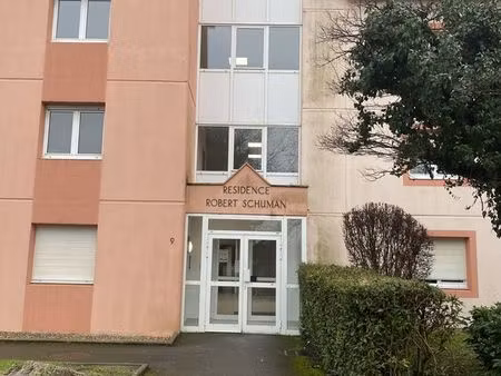 studio 1 pièce 14 m²