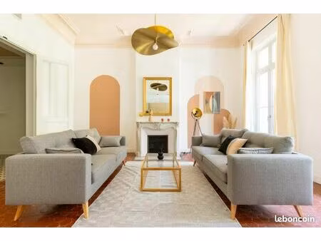 chambre 8 pièces 166 m²