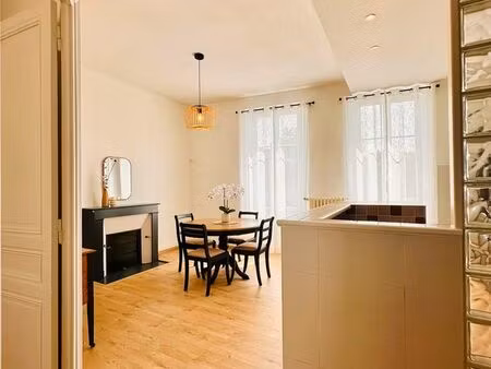 appartement t4 meublé et rénové - 80 m² proche toutes commodités