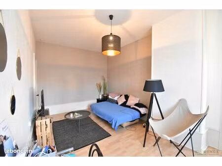 appartement 3 pièces 61 m²