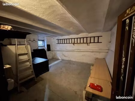 cave - garde meuble - 15m2 - quartier longchamp