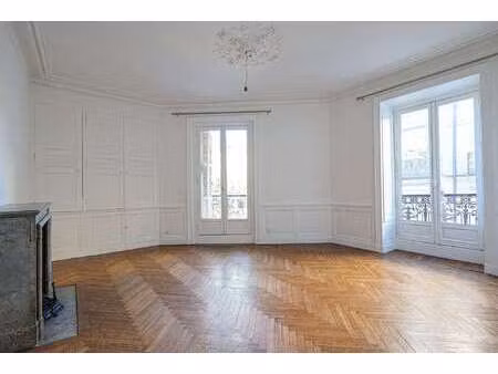 location appartement 5 pièces à nantes (44000) : à louer 5 pièces / 147m² nantes