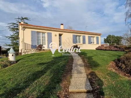 maison sur sous-sol en campagne