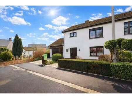 maison 3 facades quartier résidentiel de waremme