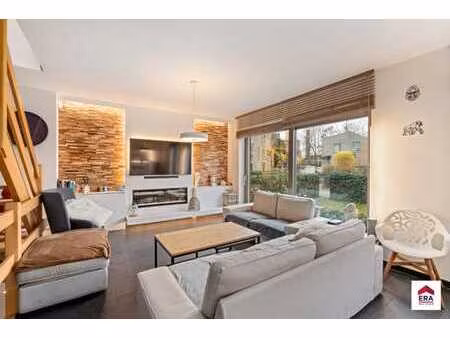 appartement triplex spacieux avec jardin