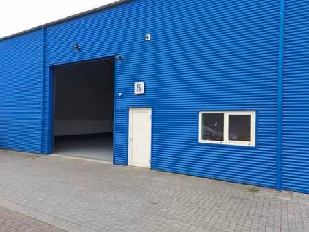 bedrijfsunit met kantoor gelegen op de walenstraat   vlakbij