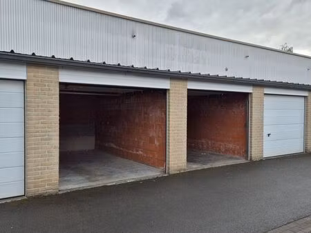 garage à louer à sint-andries € 115 (lki8b) - century 21 immo new cnoc | zimmo