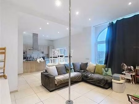 lumineuse maison avec grand jardin sur beauvechain