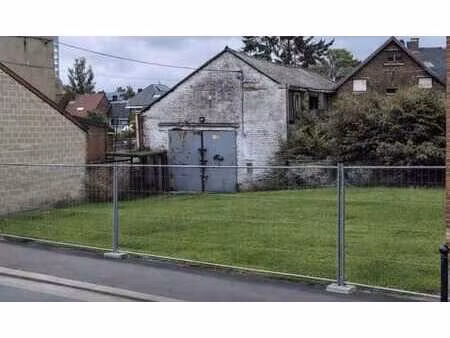 terrain a batir avec possibilites acquisition entrepot