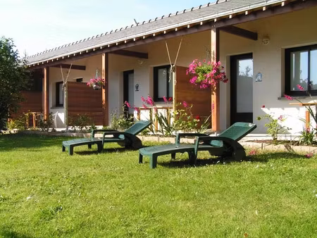 location meublée appartement 1 pièce 20 m² à séné (56860)  380 €