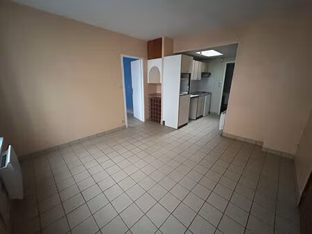 a vendre à calais - appartement en rdc environ 33 m² - 1 chambre.