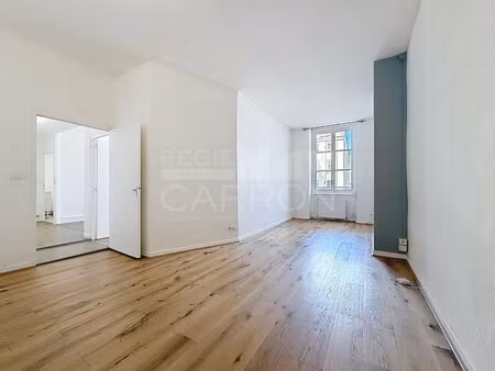 lyon 7 quai claude bernard t3 59m² 262500€