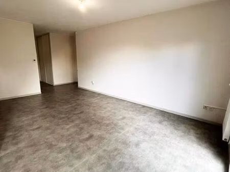 appartement t3 rez de jardin avec parking