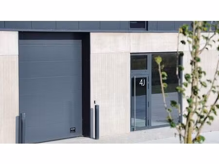 unit 2 – bedrijfsverzamelgebouw den tuft