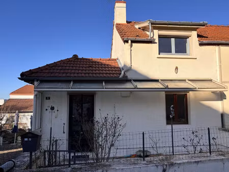 maison mitoyenne sur caves