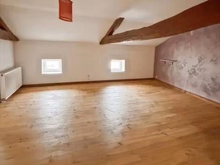 maison de 8 pièces de 189 m² à ronsenac