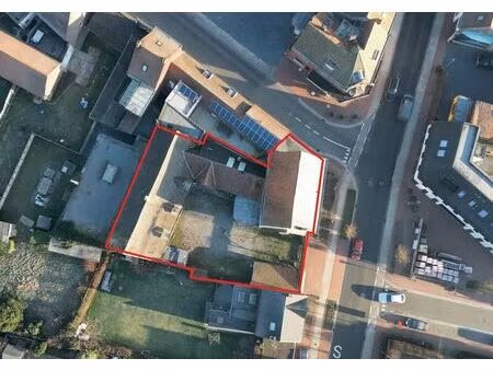 locatie met veel potentieel te koop