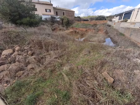 vend terrain constructible à cébazan de 841m2 viabilisé