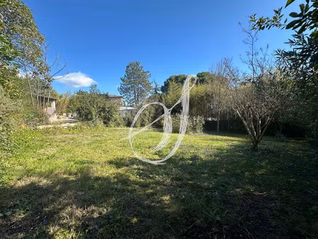 terrain à bâtir de 913 m2 sur les hauteurs de pignan