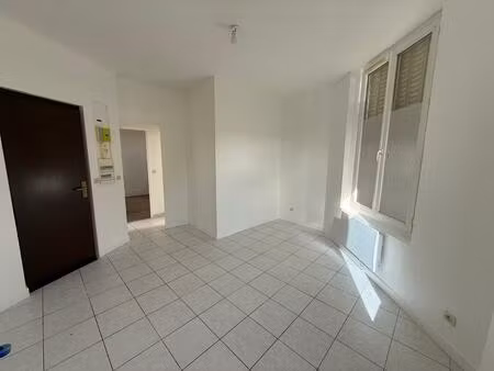 beau 2 pièces de 28 m² – paris 14e
