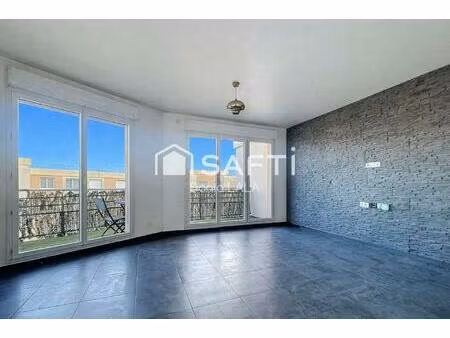 pointe du lac : appartement lumineux avec balcon