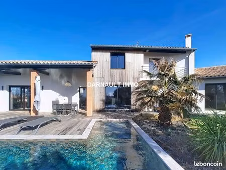 villa 6 pièces 192 m²