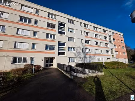 appartement 3 pièces 65 m²