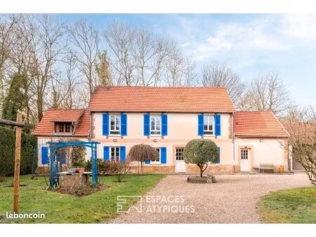 propriété 12 pièces 301 m²