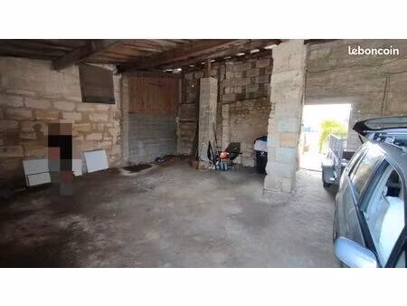 hangar entrepôt garage