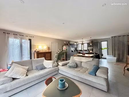 maison 4 pièces 105 m²