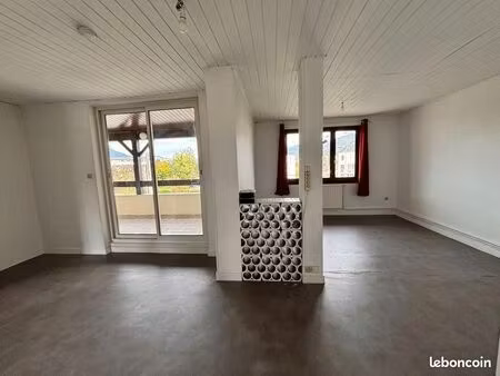 appartement 2 pièces 65 m²