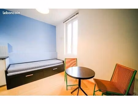 studio 1 pièce 19 m²