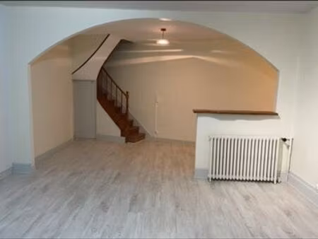 à louer maison de ville