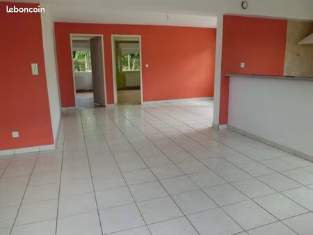 location maison à maen roch