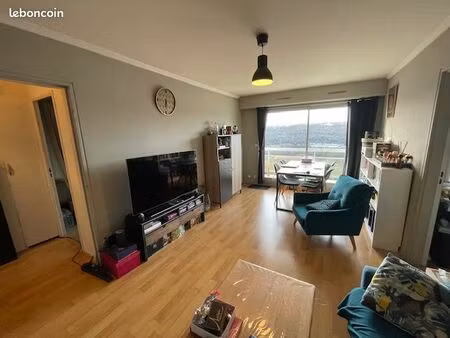 appartement 1 pièce 49 m²