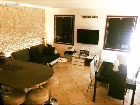 duplex t2 60m2 avec 2 terrasses et parking sécurisé